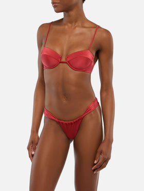 Bikini bralette con aros Salina Noelle con braguita cheeky en rojo ladrillo brillante 
