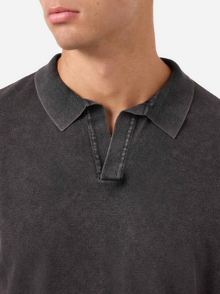 Polo de punto negro sin botones Sloan con tratamiento vintage 