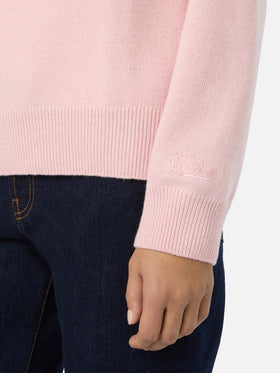 Jersey de punto con cuello redondo Tessa rosa en mezcla de lana y cashmere con bordado Bella E Impossibile 