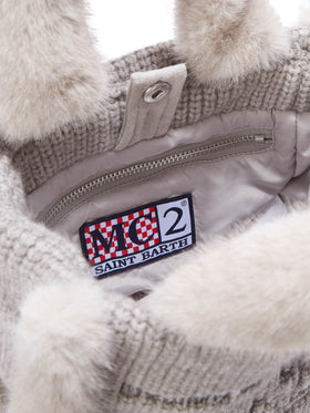 Mini bolso vanity gris en borreguillo sintético acanalado con asas de pelo sintético 