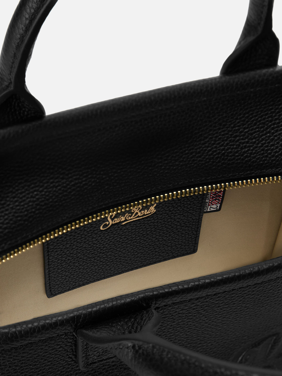 Bolso Vanity mediano de piel negra granulada 