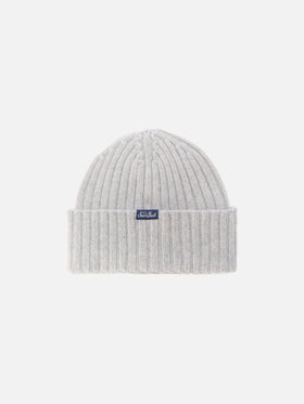 Berretto Wengen in misto cashmere grigio con ricamo Campiglio