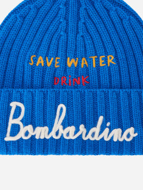 Bonnet Wengen avec broderie Save Water Drink Bombardino Blue 