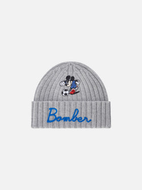 Gorro Wengen gris claro con bordado Bomber | Special edition 