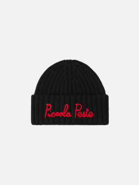 Wengen Jr beanie in cashmere blend in black with Piccola Peste embroidery