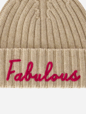 Bonnet Wengen beige avec broderie Fabulous 
