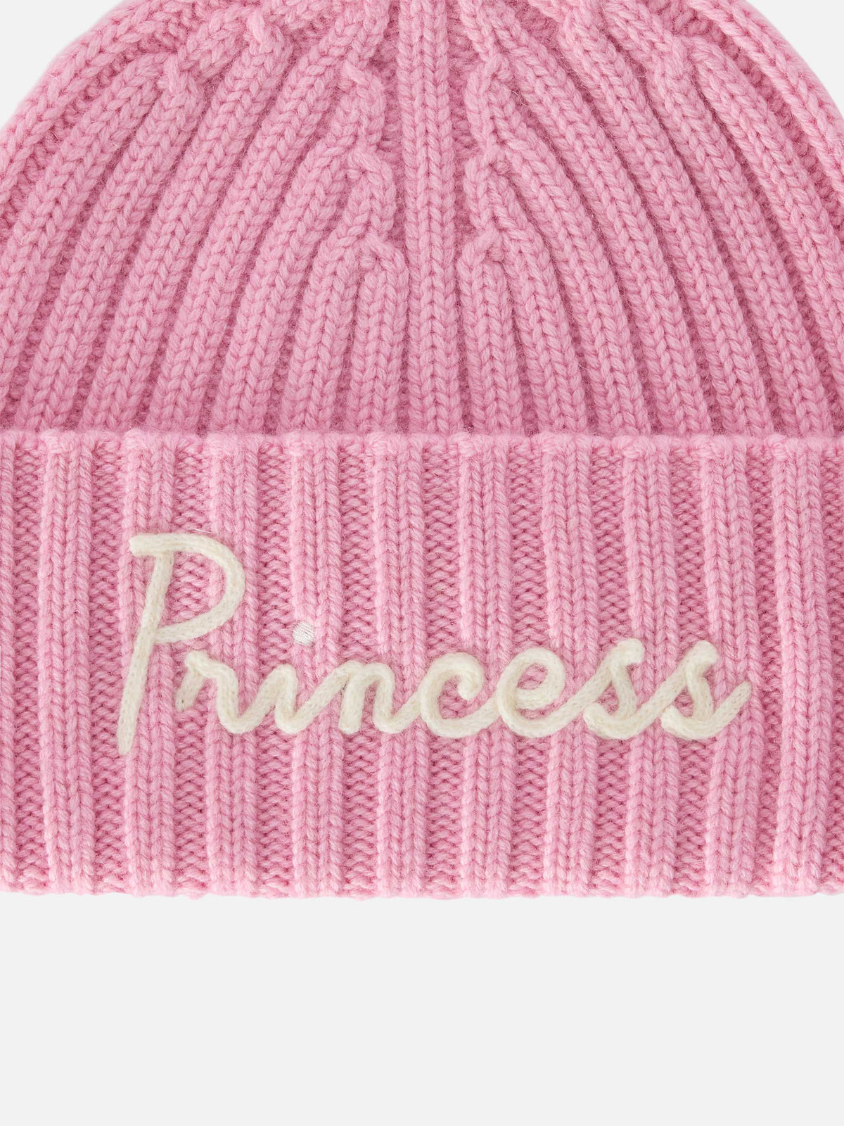 Gorro beanie Wengen rosa con bordado Princess 