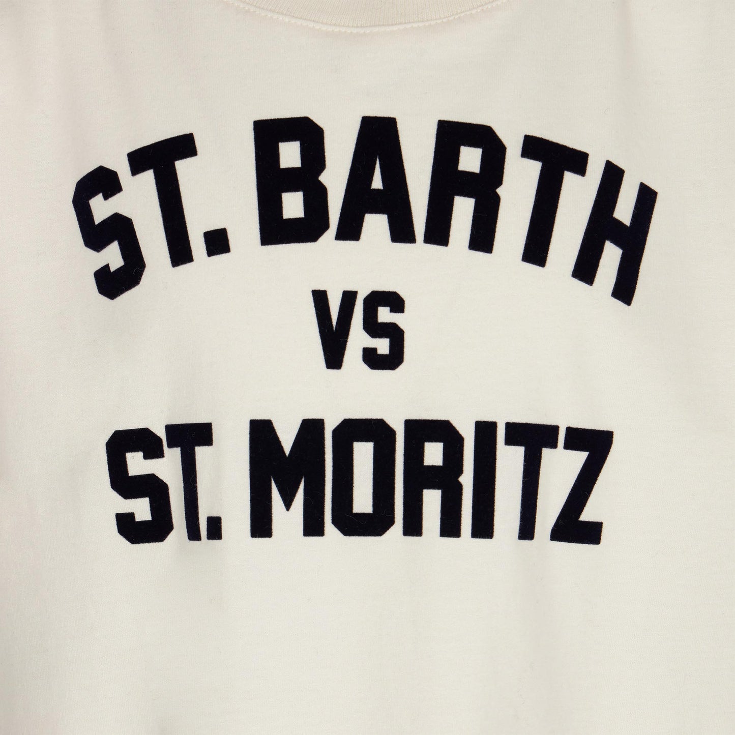 Boy t-shirt with St. Barth vs St. Moritz - MC2 Saint Barth